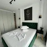 La Malul Marii In Mamaia Nord Lägenhet *