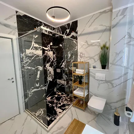 Apartament La Malul Marii In Mamaia Nord *
