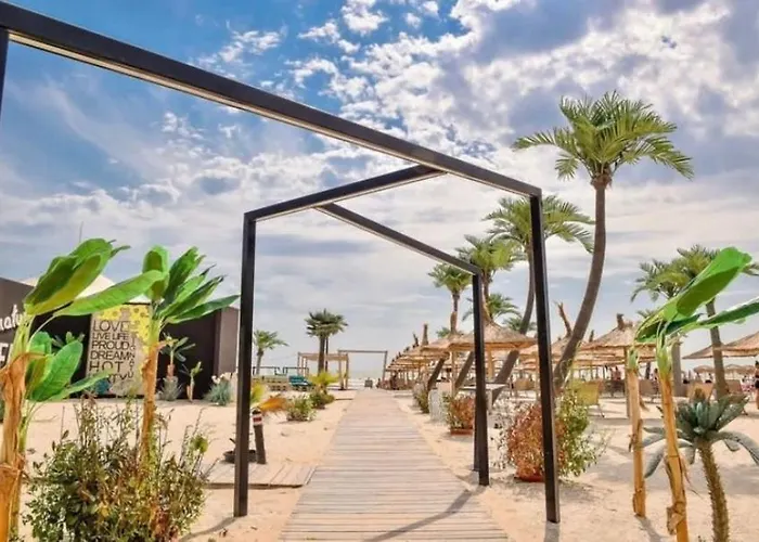 La Malul Marii In Mamaia Nord Апартаменты Нэводари