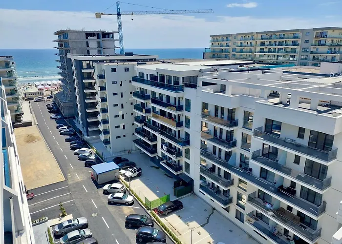 La Malul Marii In Mamaia Nord * Нэводари